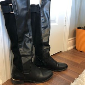 ✨CALL IT SPRING✨ Size 8 - Women’s OTK Zip-up Boot